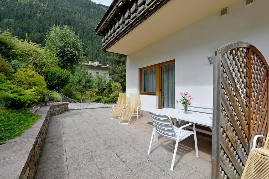 Landhaus Zum Griena Mayrhofen Rum bild